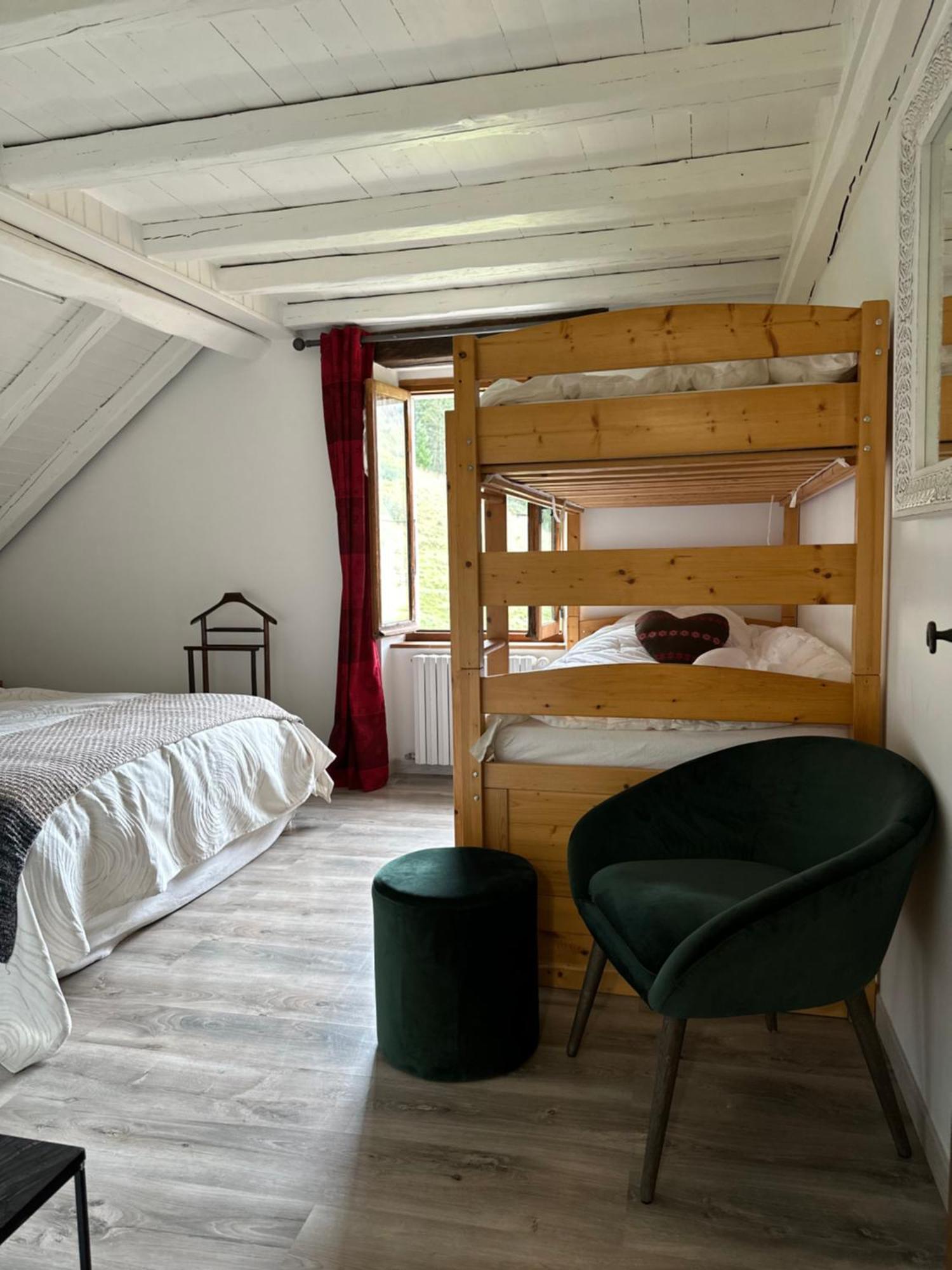 Gites Sous Les Loges Lelex Exterior photo